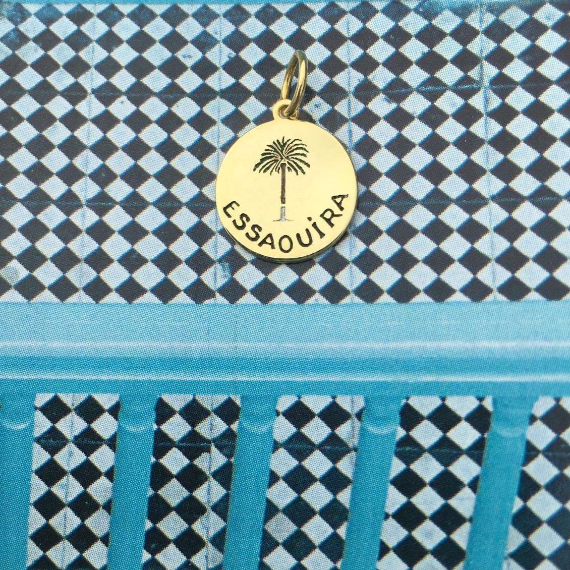 par coeur médaille voyage émaillée essaouira