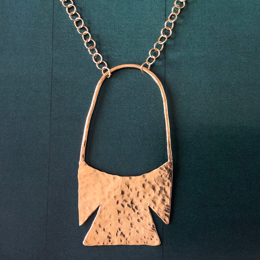 Collier CARLO